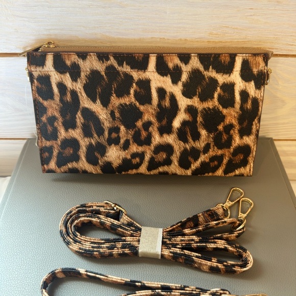 Leopard Print Women's Bag - Picture 7 of 7